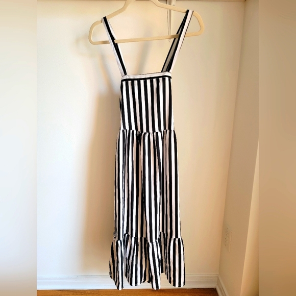 Boohoo Striped Black and White Summer Dress - Picture 1 of 3